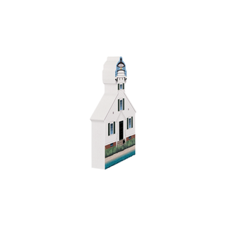 3/4" wooden replica with an illustration of a lighthouse on a white background